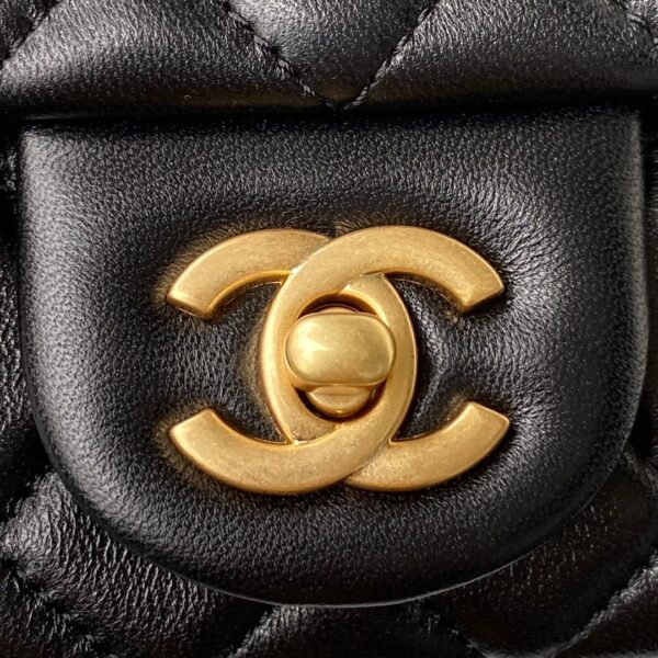 SHOULDER BAG AS1787 CHANEL