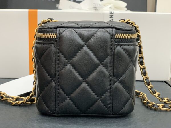 SHOULDER BAG AP1447 Chanel