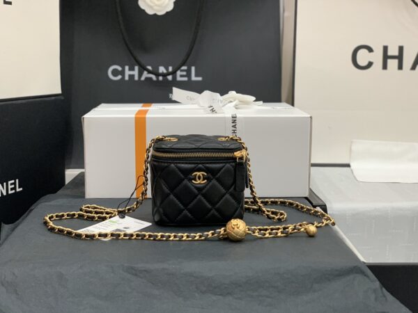 SHOULDER BAG AP1447 Chanel