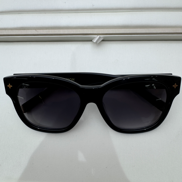 LOUIS VUITTON Sunglasses My Monogram Cat Eye Smoke Gradient Z1729E - Image 2