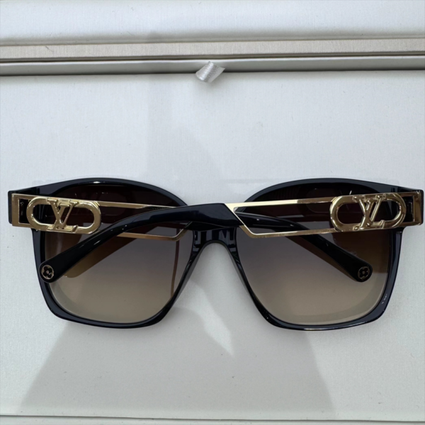 Z1846E LV Link Light Classic Square Sunglasses